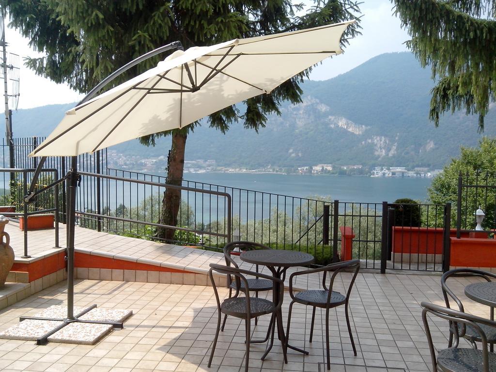Hotel Empire Resort Iseo Bagian luar foto