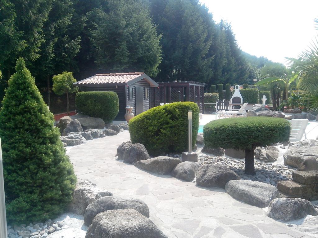 Hotel Empire Resort Iseo Bagian luar foto