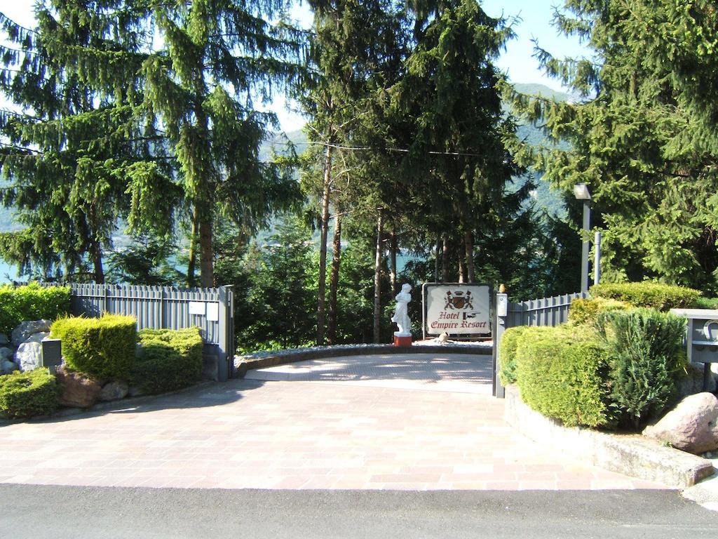 Hotel Empire Resort Iseo Bagian luar foto
