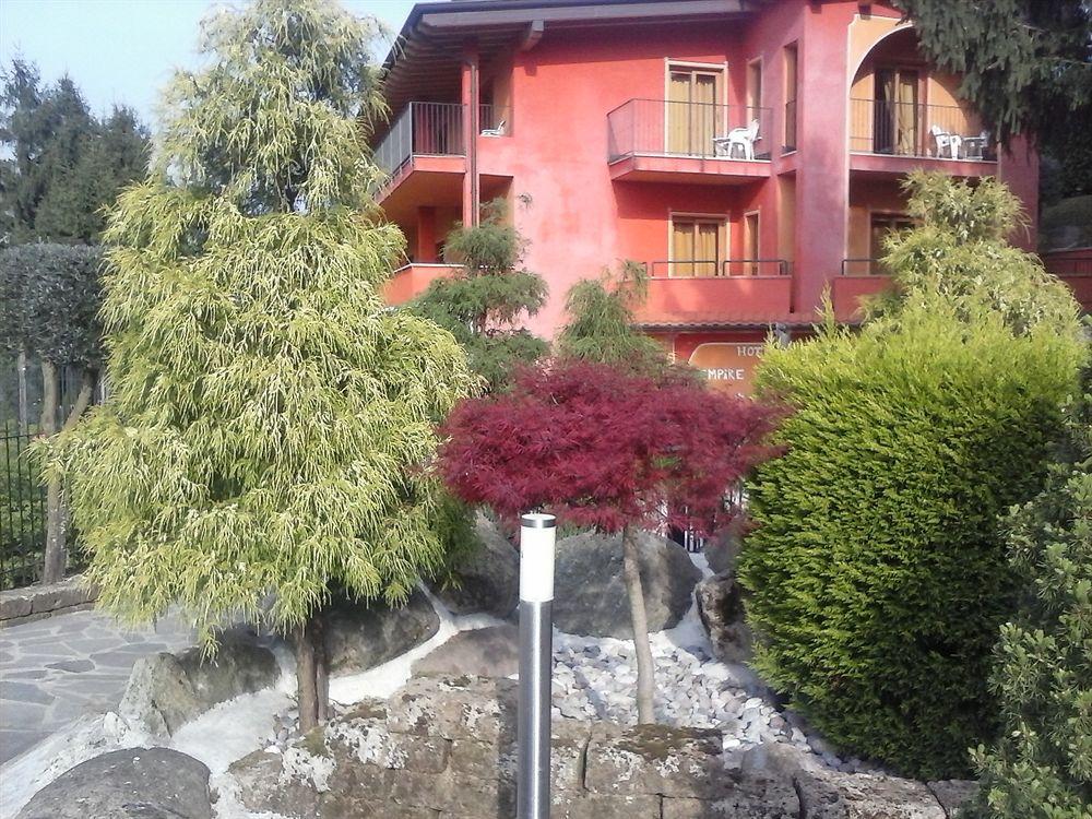Hotel Empire Resort Iseo Bagian luar foto