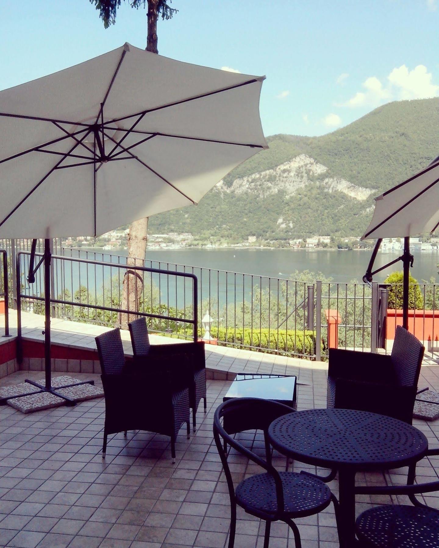Hotel Empire Resort Iseo Bagian luar foto