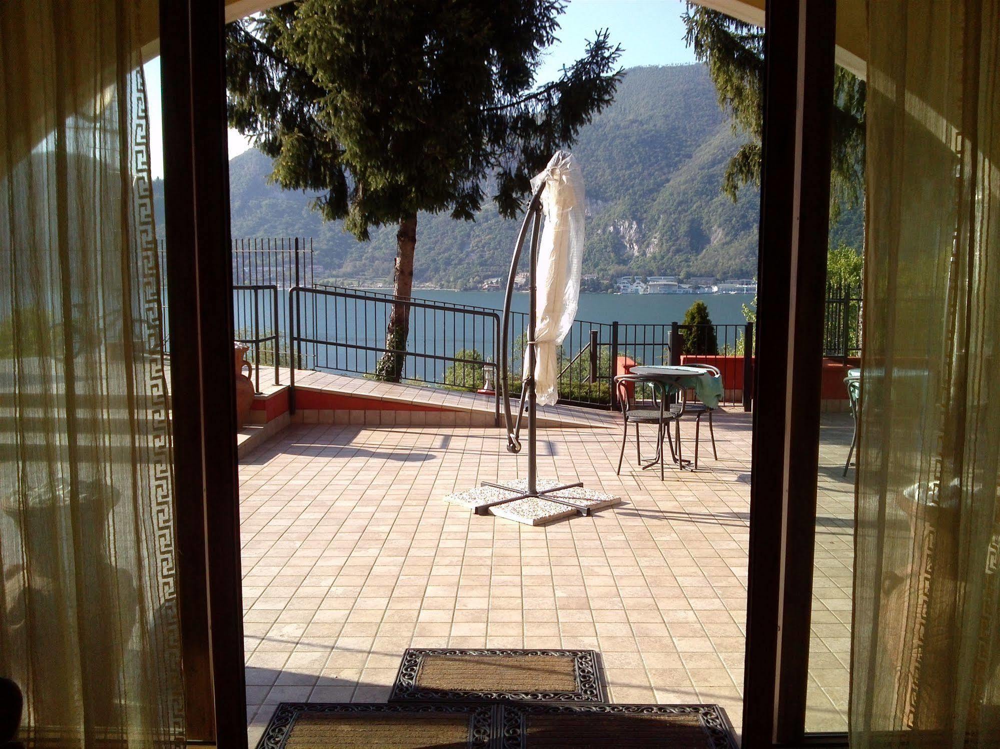Hotel Empire Resort Iseo Bagian luar foto